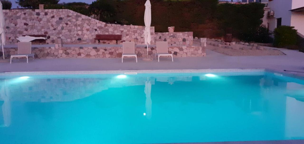Elena Apartment Adamantas Exterior photo
